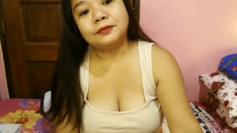 Snapshot of crystal_april chatting on 04-26-26, 06:00 Crys online show from 04-26-26, 06:00