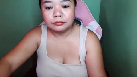 Snapshot of crystal_april chatting on 05-19-26, 01:56 Crys online show from 05-19-26, 01:56