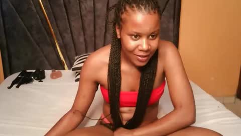 lisa online show from 10-26-25, 12:00