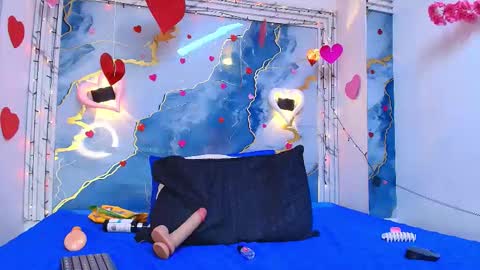 Snapshot of crystal_love08 chatting on 02-02-26, 07:23 crystal online show from 02-02-26, 07:23