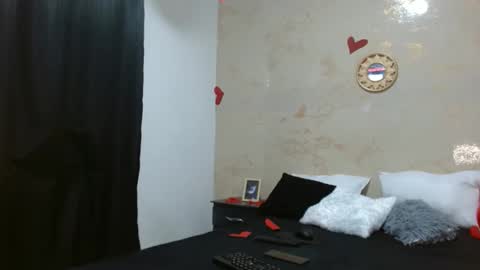 Crystal Blaze online show from 03-08-25, 12:00