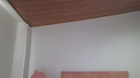 Crystal Blaze online show from 10-12-25, 12:26