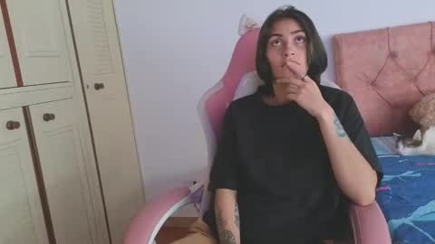 Crystal Blaze online show from 10-30-25, 06:08