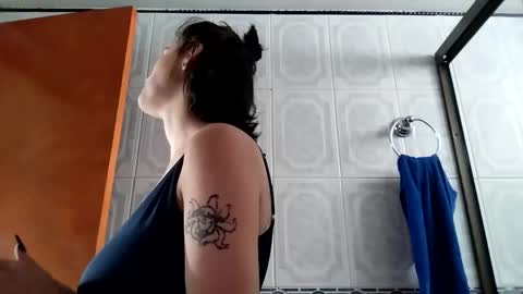 Crystal Blaze online show from 10-31-25, 12:17