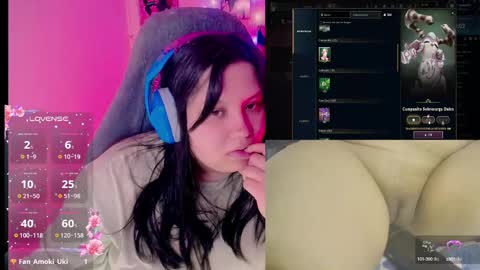 Snapshot of crystal_velvet01 chatting on 12-17-24, 05:40 crystal online show from 12-17-24, 05:40