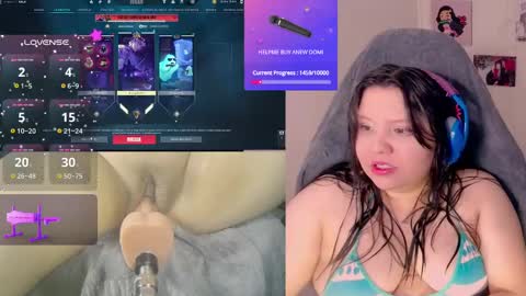 Snapshot of crystal_velvet01 chatting on 01-05-25, 03:34 crystal online show from 01-05-25, 03:34