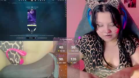 Snapshot of crystal_velvet01 chatting on 01-14-25, 02:40 crystal online show from 01-14-25, 02:40