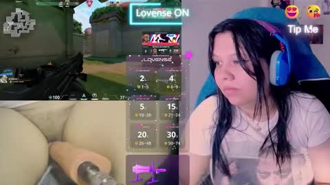 Snapshot of crystal_velvet01 chatting on 01-25-25, 07:06 crystal online show from 01-25-25, 07:06