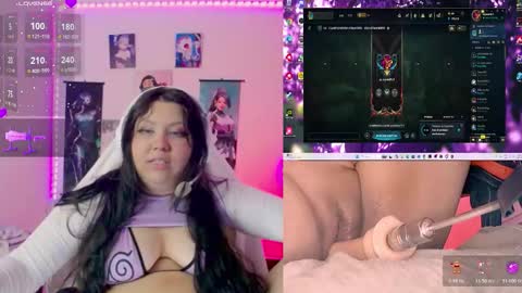 Snapshot of crystal_velvet01 chatting on 02-07-26, 10:35 crystal online show from 02-07-26, 10:35