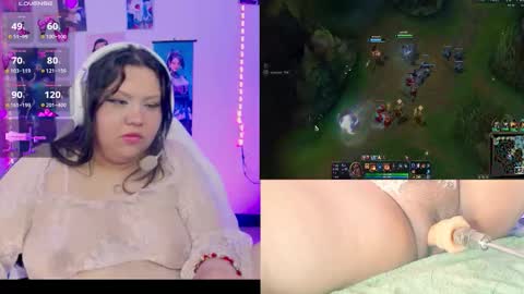 Snapshot of crystal_velvet01 chatting on 03-03-26, 01:12 crystal online show from 03-03-26, 01:12