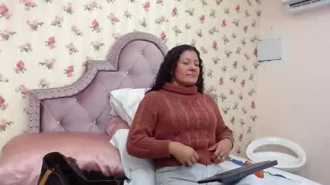 Snapshot of crystal_watson0 chatting on 02-27-26, 01:22 Milf Latina online show from 02-27-26, 01:22