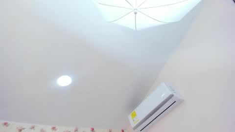 Snapshot of crystal_watson0 chatting on 05-22-26, 01:39 Milf Latina online show from 05-22-26, 01:39