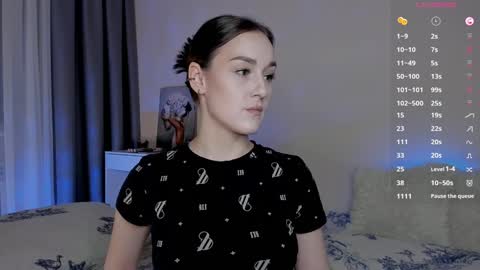 Snapshot of crystalcandies chatting on 12-28-24, 07:33 Arina online show from 12-28-24, 07:33