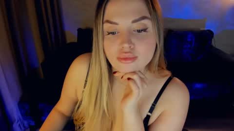 crystalemily online show from 03-01-25, 07:15