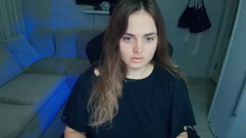 crystalemily online show from 01-09-26, 08:21