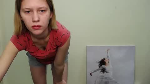 Stella online show from 12-04-24, 07:17