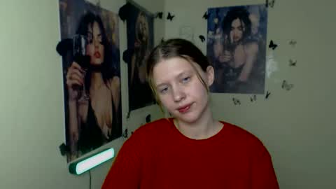 Stella online show from 02-10-26, 03:49