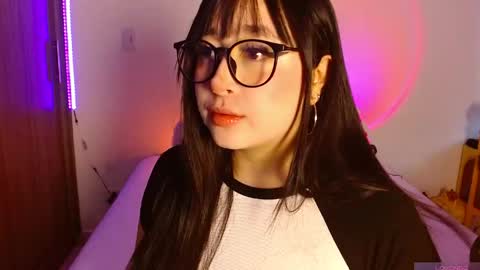 Olivia  online show from 03-18-26, 12:30