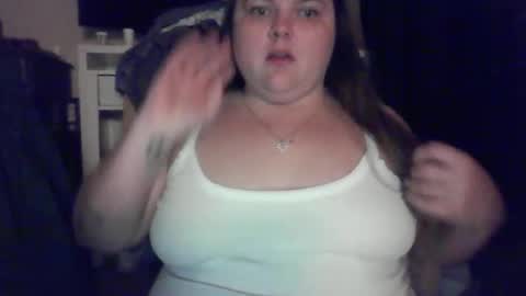 Snapshot of crystalizzzee chatting on 06-05-26, 03:57 Herekittykitty69 online show from 06-05-26, 03:57