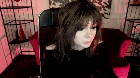 crystallbloom online show from 04-05-26, 10:07