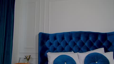 Crystal online show from 03-11-25, 06:21