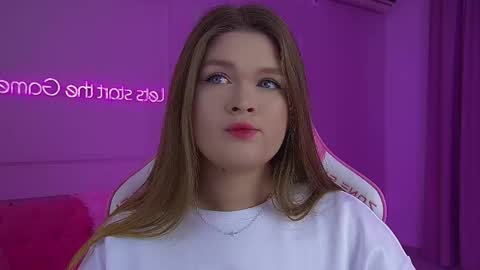 Crystal online show from 02-22-26, 06:35