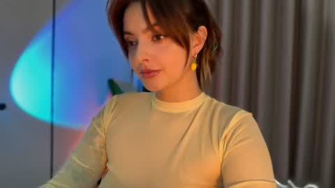 Snapshot of crystalnova_ chatting on 07-09-26, 01:31 Kristina online show from 07-09-26, 01:31