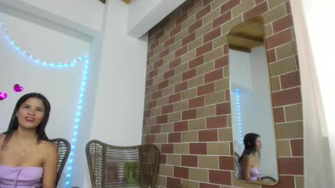 Snapshot of crystalqueen8 chatting on 10-11-25, 08:51 crystal online show from 10-11-25, 08:51
