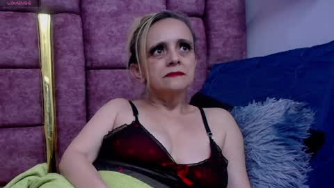 ASHLEY online show from 04-05-26, 09:06