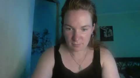 Snapshot of crystalvelvet chatting on 06-17-26, 03:24 crystalvelvet online show from 06-17-26, 03:24