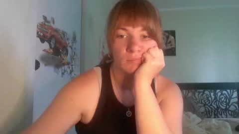 Snapshot of crystalvelvet chatting on 07-09-26, 07:45 crystalvelvet online show from 07-09-26, 07:45