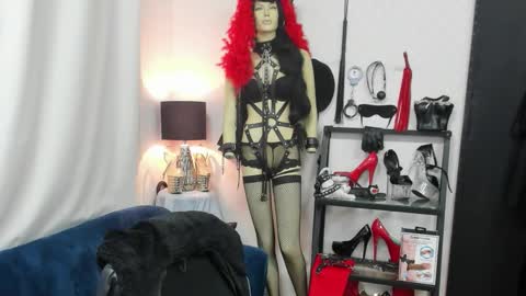 CrystalHotty online show from 10-30-25, 06:04