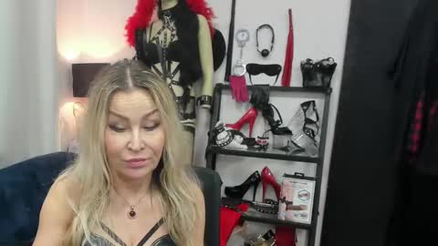 CrystalHotty online show from 02-18-26, 05:36