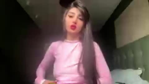 Snapshot of crystlepipkins chatting on 05-16-26, 07:05 Diana online show from 05-16-26, 07:05
