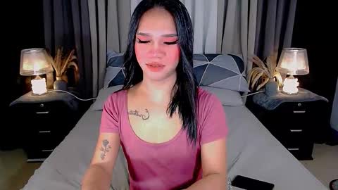 Snapshot of crytastal_lust1212 chatting on 09-22-25, 09:22 bea takashi online show from 09-22-25, 09:22