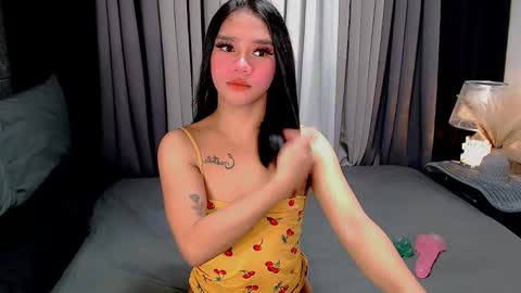 Snapshot of crytastal_lust1212 chatting on 10-11-25, 09:08 bea takashi online show from 10-11-25, 09:08