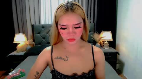 bea takashi  online show from 05-11-26, 09:48