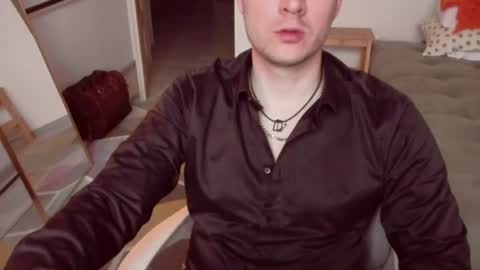 Snapshot of csavie chatting on 06-13-26, 01:58 buddy online show from 06-13-26, 01:58