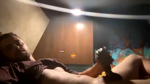 Snapshot of csmiffins chatting on 10-01-25, 03:29 csmiffins online show from 10-01-25, 03:29