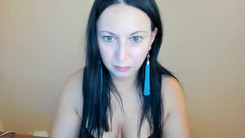 HELEN online show from 09-12-25, 12:38