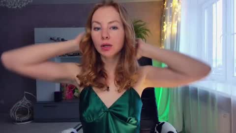 Alexia online show from 12-15-24, 07:13