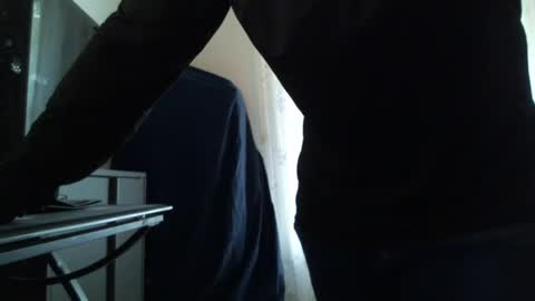 Snapshot of cuddlebeardeluxe chatting on 10-28-25, 01:25 cuddlebeardeluxe online show from 10-28-25, 01:25