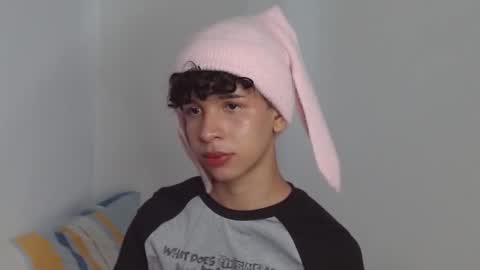 Cuddly online show from 12-06-24, 05:22