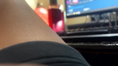 im KIM new girl to spoil online show from 03-02-25, 07:32