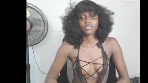 Snapshot of cum_ebony_xsecret chatting on 02-24-26, 07:50 sophie online show from 02-24-26, 07:50