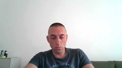 Snapshot of cum_shot8407 chatting on 09-18-25, 08:27 cum_shot8407 online show from 09-18-25, 08:27