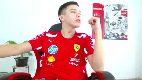 cumandres online show from 11-08-25, 02:28