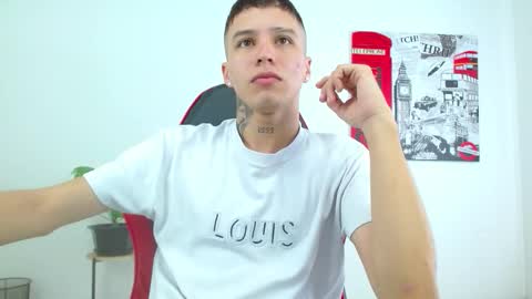 cumandres online show from 12-22-25, 01:52