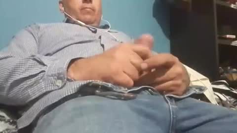 Snapshot of cumbian_chero chatting on 03-06-25, 01:37 cumbian_chero online show from 03-06-25, 01:37