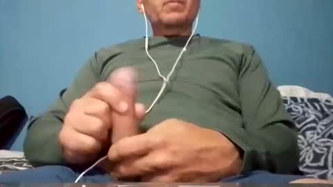 Snapshot of cumbian_chero chatting on 05-12-26, 03:47 cumbian_chero online show from 05-12-26, 03:47